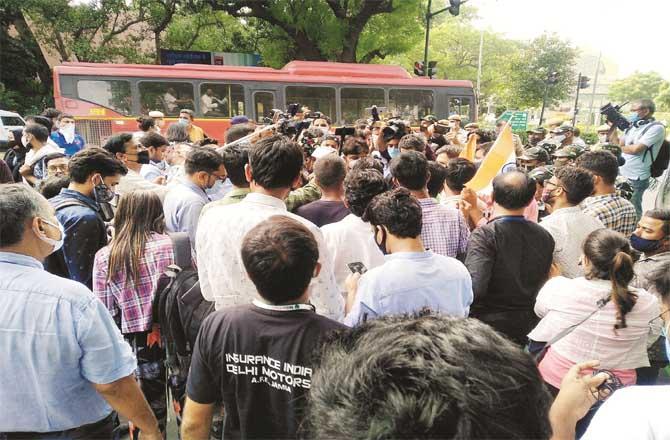  اشتعال انگیز اور مسلم مخالفنعرہ بازی کے ۶؍ ملزم گرفتار